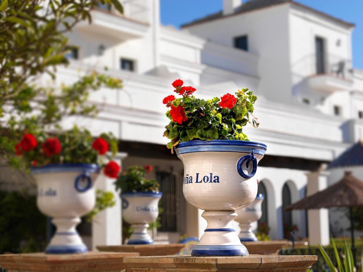 Hotel Dona Lola Zahara Zahara de los Atunes Exterior photo