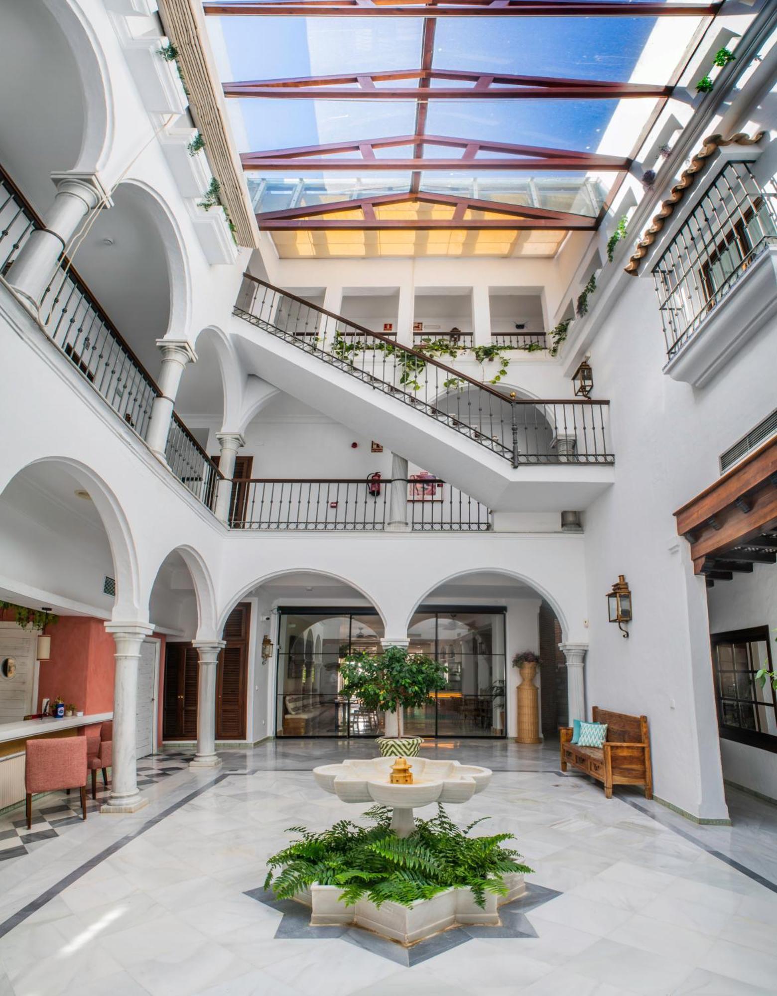 Hotel Dona Lola Zahara Zahara de los Atunes Exterior photo