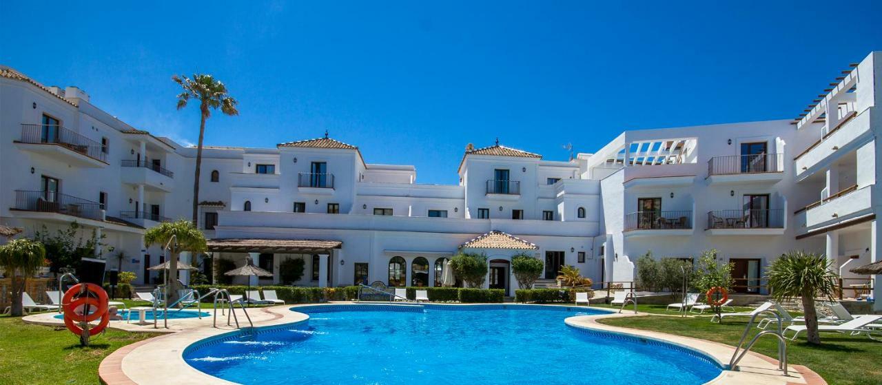 Hotel Dona Lola Zahara Zahara de los Atunes Exterior photo